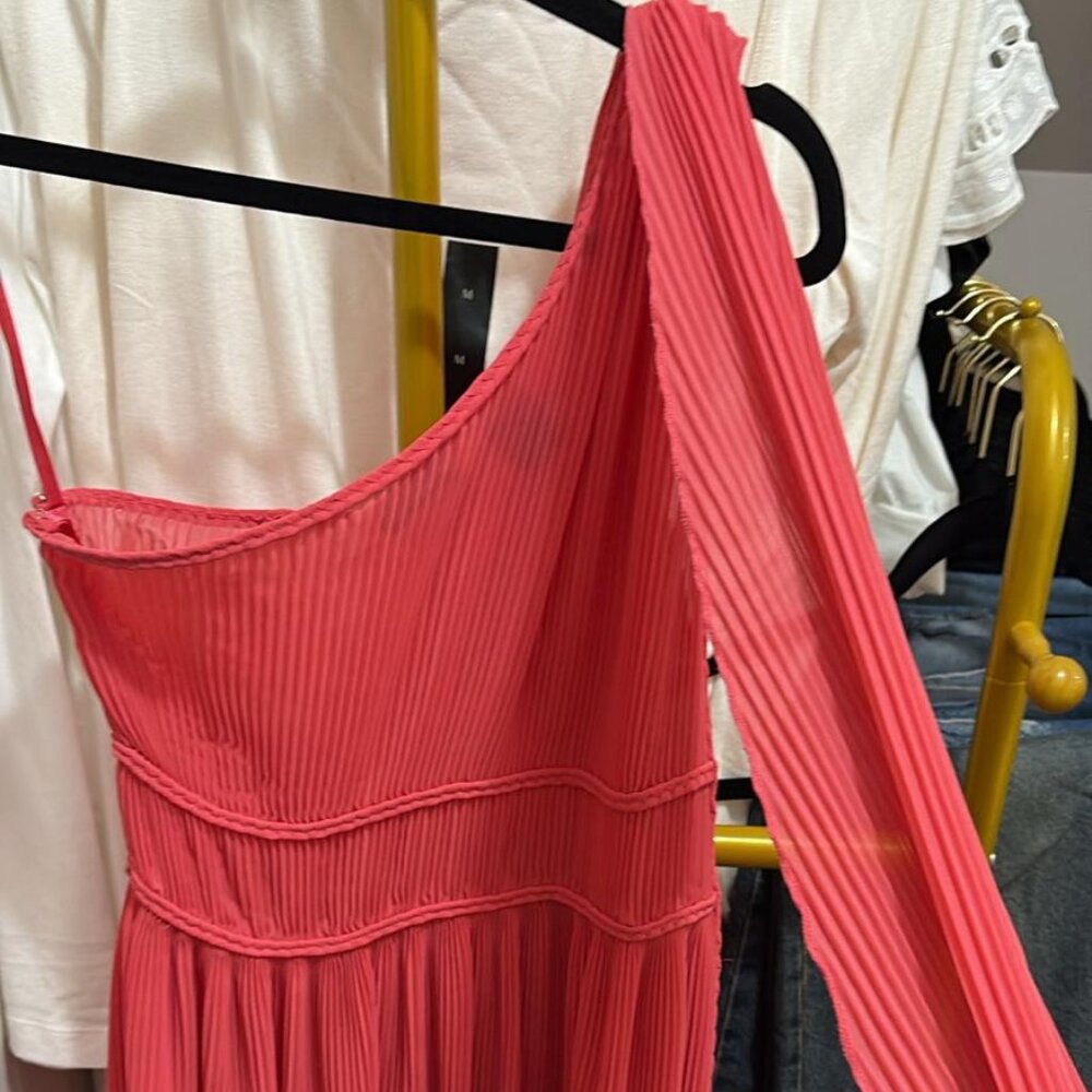Stunning Coral One-Shoulder Pleated Dress- Small - Picture 7 of 7